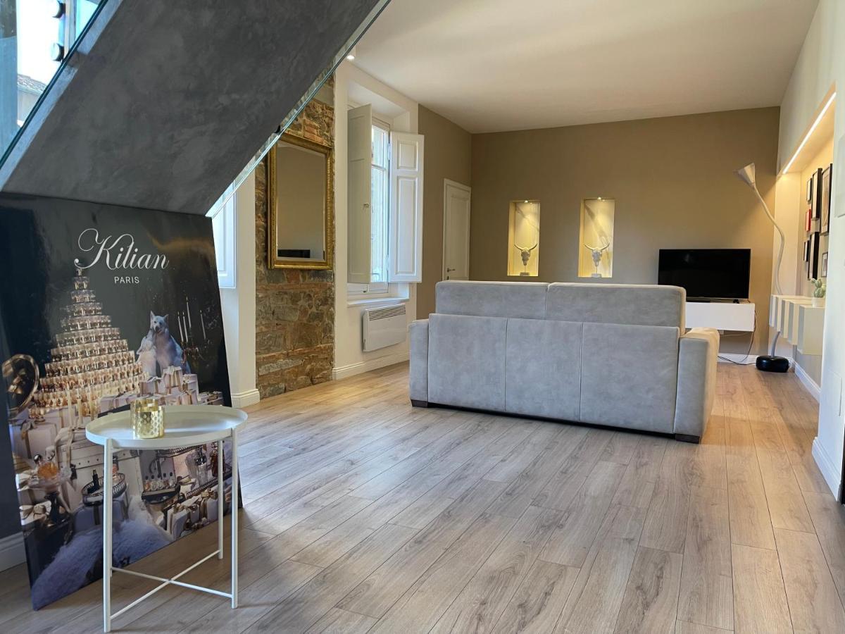 Luxury Apartment In City Center Florenţa Exterior foto