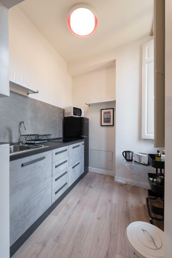 Luxury Apartment In City Center Florenţa Exterior foto
